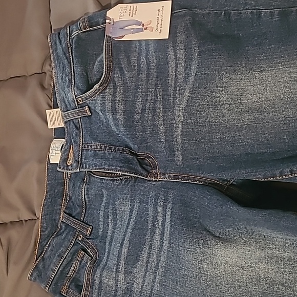 Outfit - Picture 3 of 7